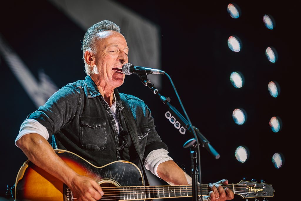 BRUCE SPRINGSTEEN AT POWER TO THE PEOPLE