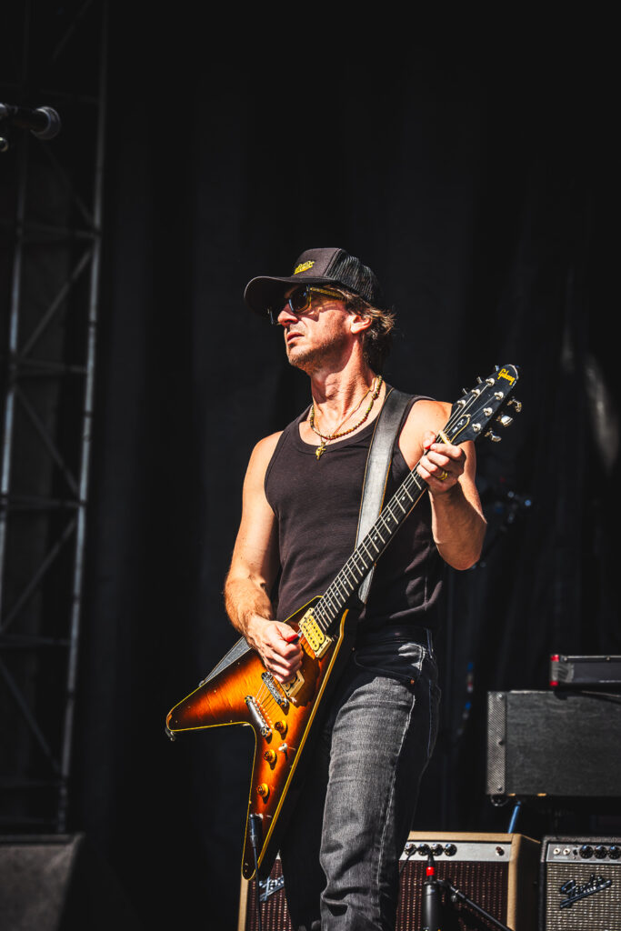 JET performing at Shaky Knees 2026