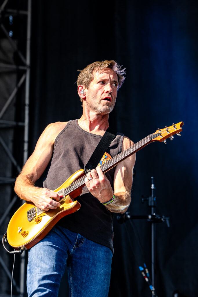 MINUS THE BEAR SHAKY KNEES 2026