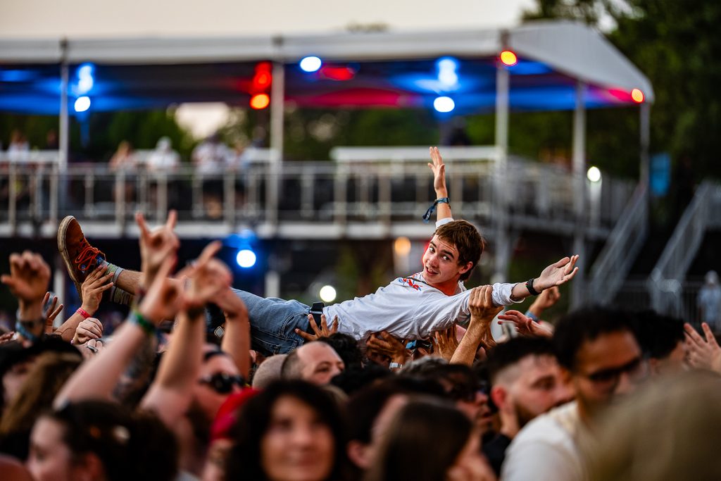 SHAKY KNEES 2026 CROWD