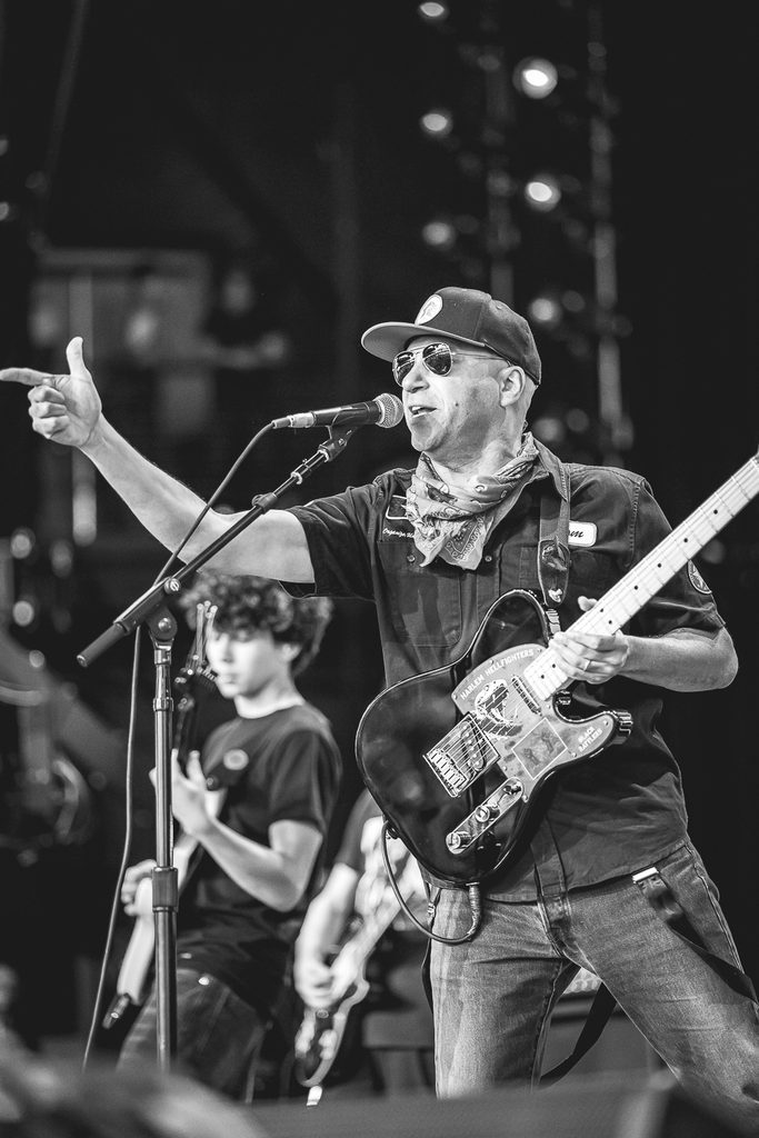 Tom Morello at Power to the People